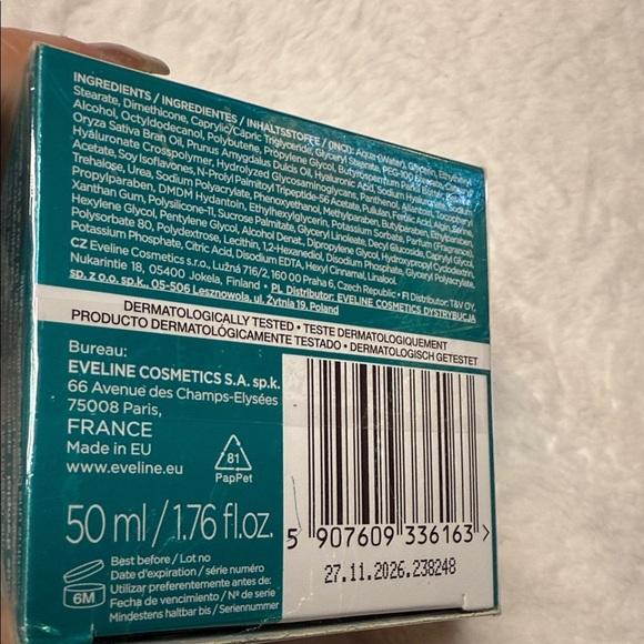 Eveline Hyaluron Clinic B5 Lifting Cream - Picture 3 of 3